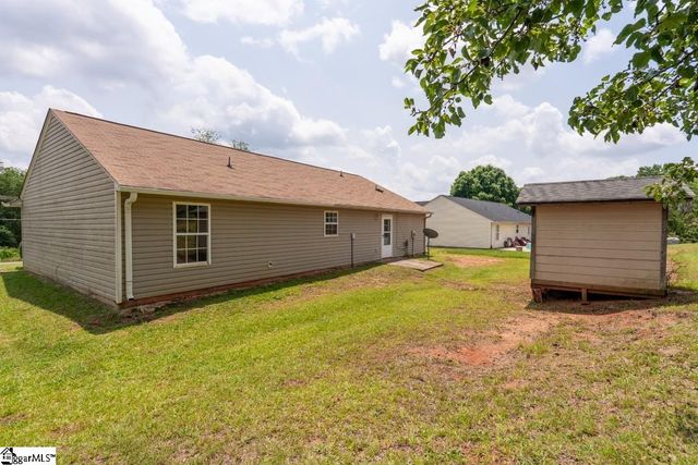 366 Edwards Road, Duncan, SC 29365