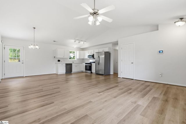 366 Edwards Road, Duncan, SC 29365