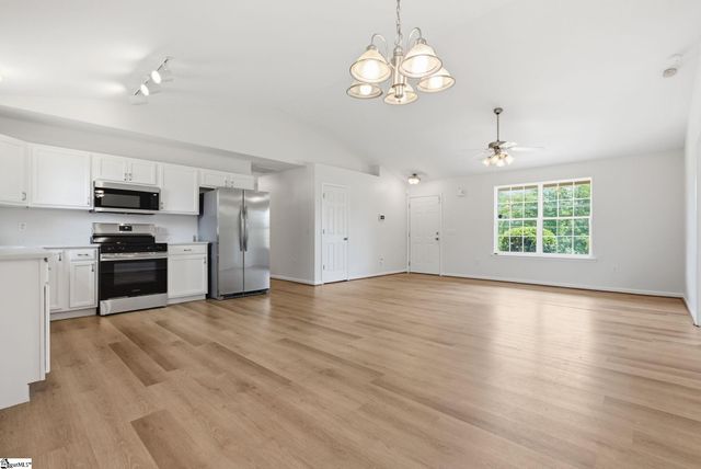 366 Edwards Road, Duncan, SC 29365