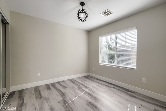 8134 Golden Flowers Street, Las Vegas, NV 89139