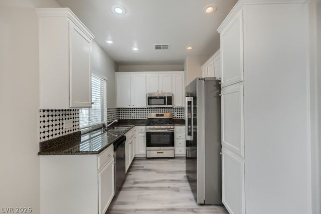 8134 Golden Flowers Street, Las Vegas, NV 89139