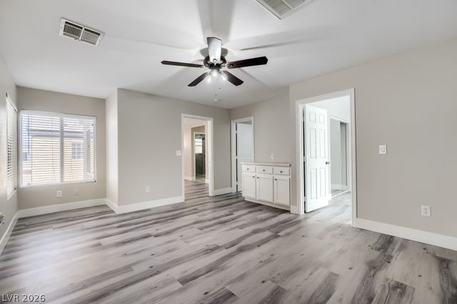 8134 Golden Flowers Street, Las Vegas, NV 89139