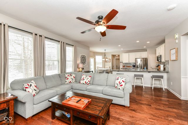 11904 Suncatcher Drive, Fishers, IN 46037