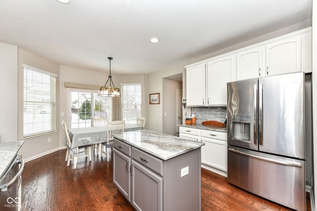 11904 Suncatcher Drive, Fishers, IN 46037