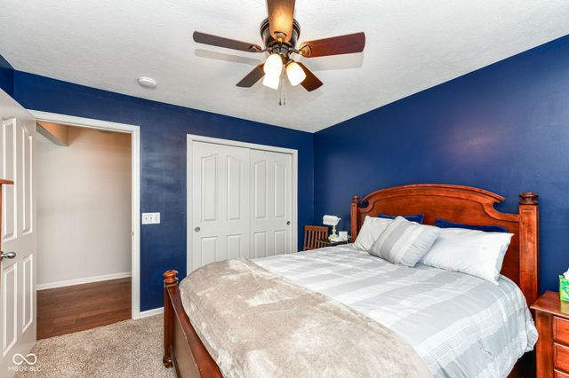 11904 Suncatcher Drive, Fishers, IN 46037