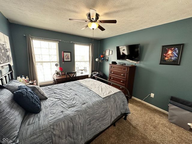 11904 Suncatcher Drive, Fishers, IN 46037