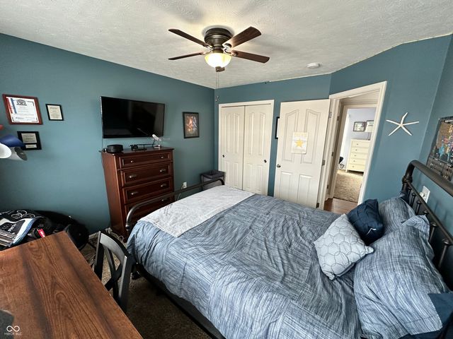 11904 Suncatcher Drive, Fishers, IN 46037