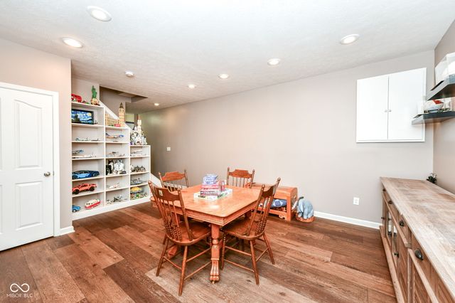 11904 Suncatcher Drive, Fishers, IN 46037