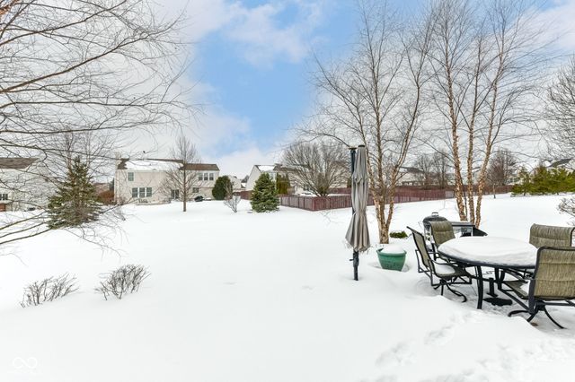 11904 Suncatcher Drive, Fishers, IN 46037