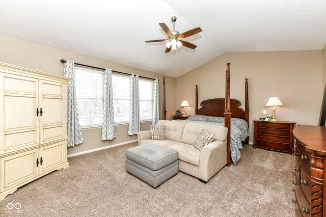 11904 Suncatcher Drive, Fishers, IN 46037