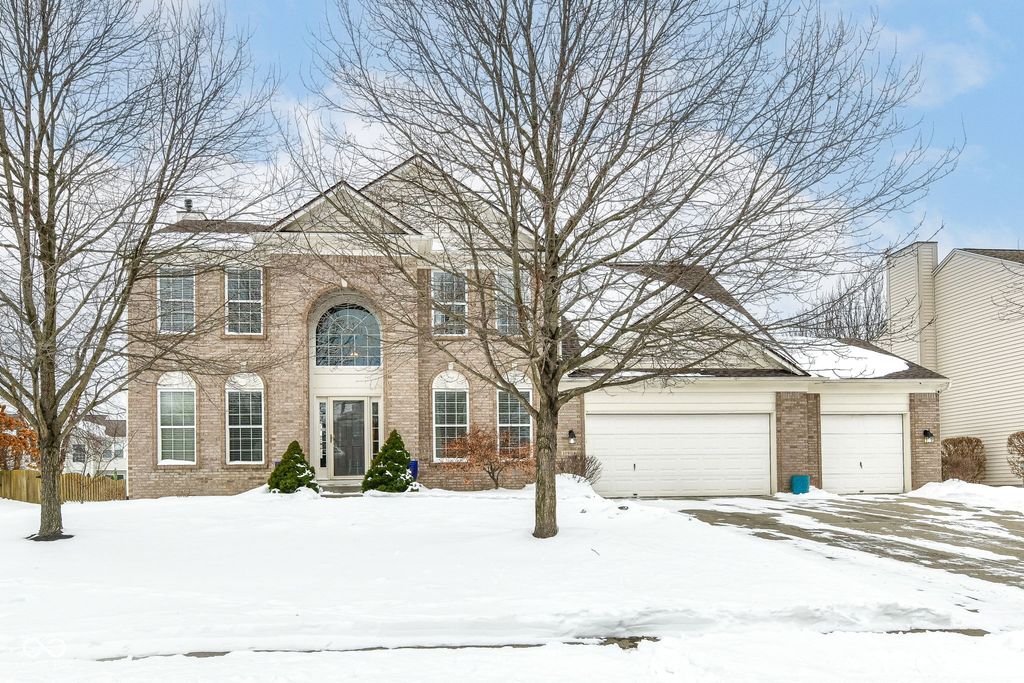 11904 Suncatcher Drive, Fishers, IN 46037