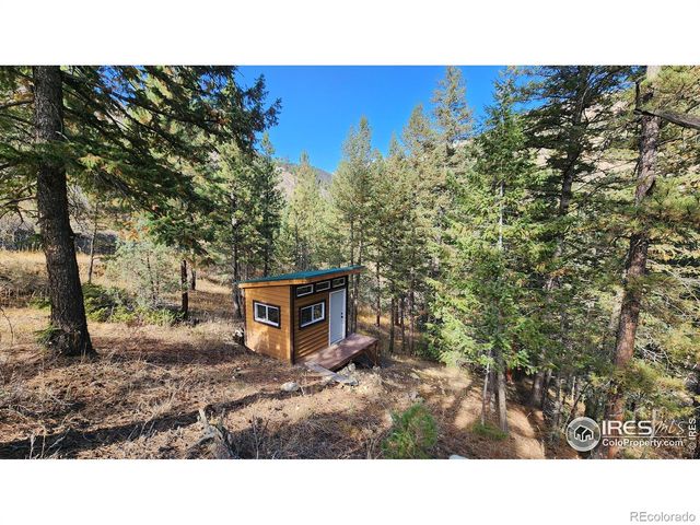 84 Copper Hill Road, Glen Haven, CO 80532