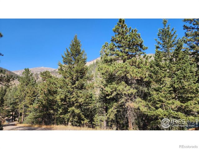 84 Copper Hill Road, Glen Haven, CO 80532