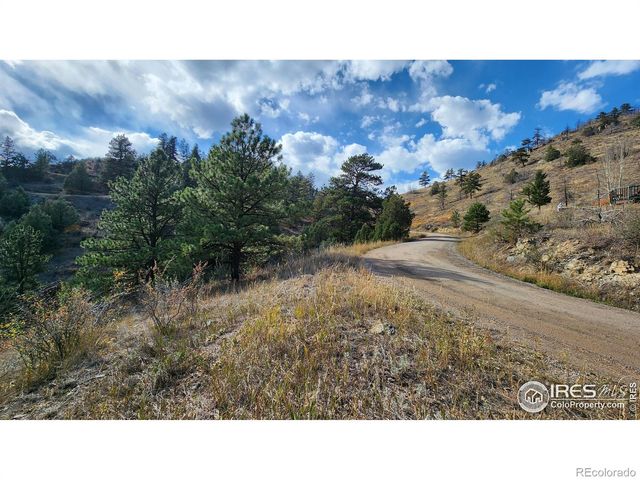 84 Copper Hill Road, Glen Haven, CO 80532