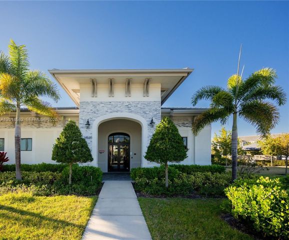28510 SW 134th Avenue, Homestead, FL 33033