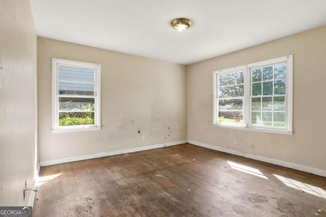 256 Silver Springs Circle SW, Atlanta, GA 30310