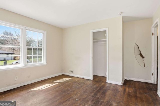 256 Silver Springs Circle SW, Atlanta, GA 30310