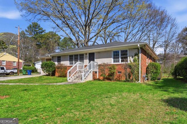 256 Silver Springs Circle SW, Atlanta, GA 30310
