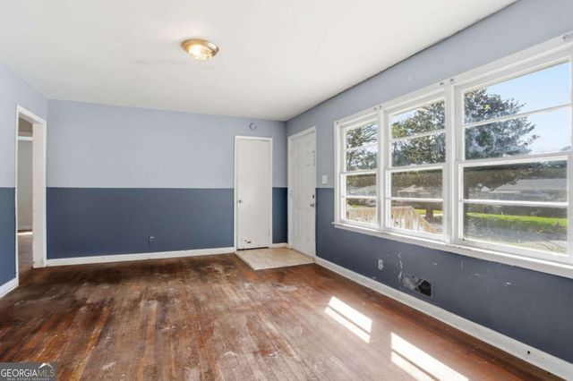 256 Silver Springs Circle SW, Atlanta, GA 30310