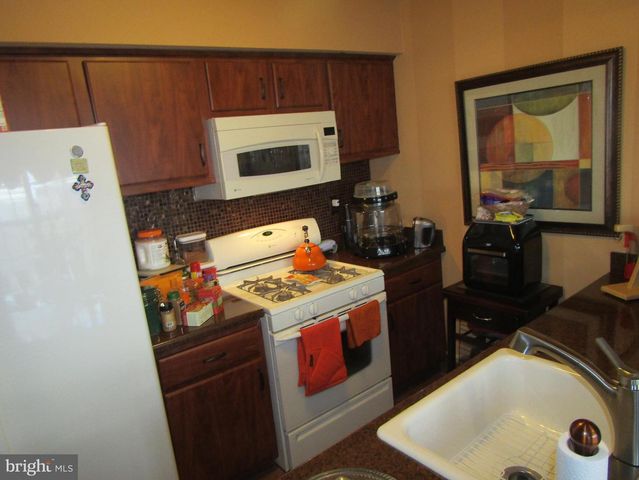 8409 GIBBS PL, Philadelphia, PA 19153