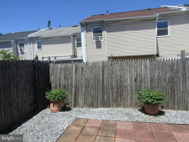 8409 GIBBS PL, Philadelphia, PA 19153