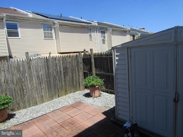 8409 GIBBS PL, Philadelphia, PA 19153