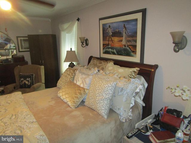 8409 GIBBS PL, Philadelphia, PA 19153