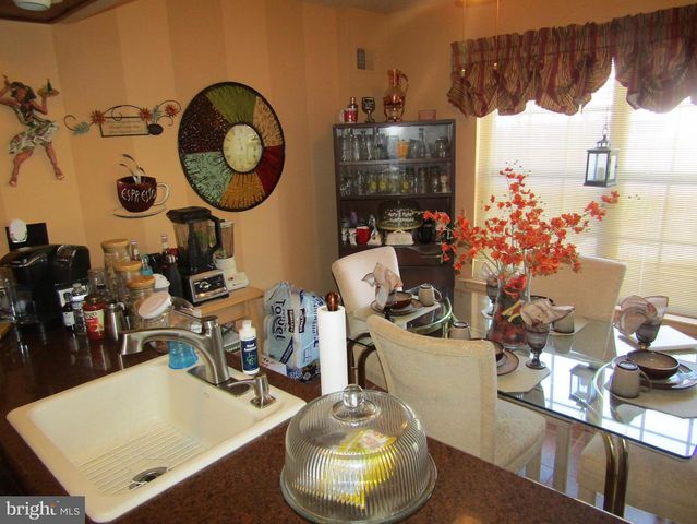 8409 GIBBS PL, Philadelphia, PA 19153
