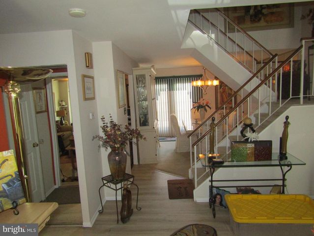 8409 GIBBS PL, Philadelphia, PA 19153