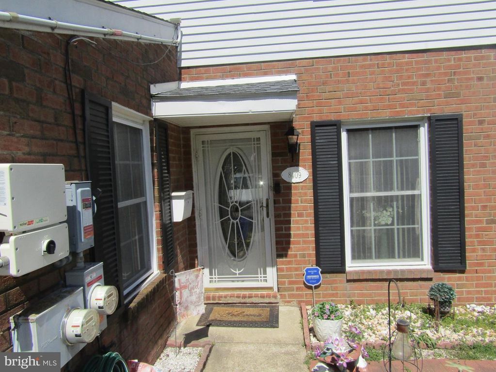 8409 GIBBS PL, Philadelphia, PA 19153