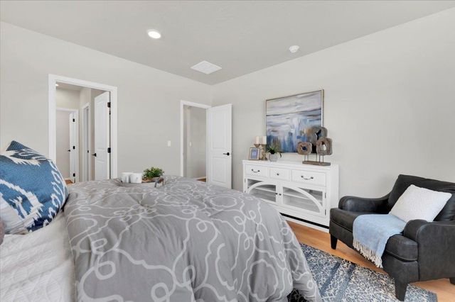 5360 N Sun Beam Ln, Spokane, WA 99217