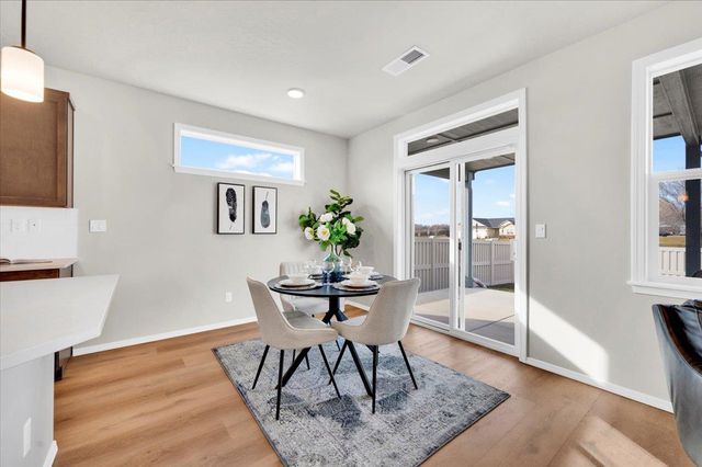 5360 N Sun Beam Ln, Spokane, WA 99217
