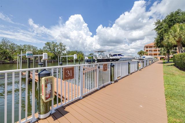 5000 CULBREATH KEY WAY 1-309, Tampa, FL 33611