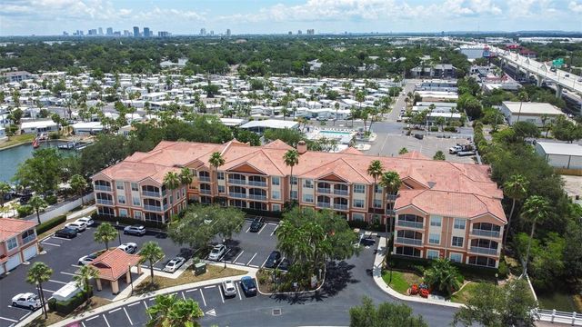 5000 CULBREATH KEY WAY 1-309, Tampa, FL 33611