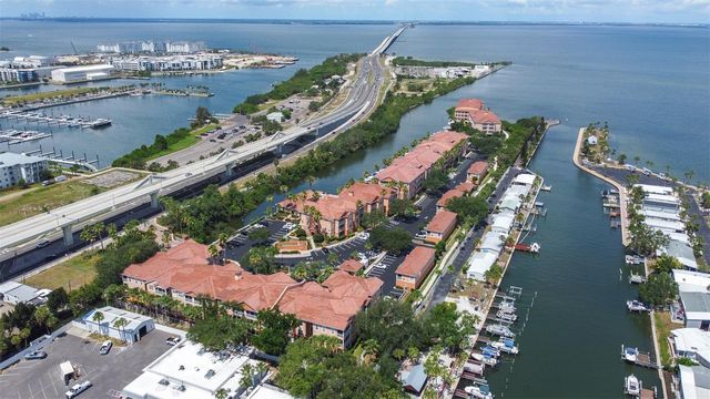 5000 CULBREATH KEY WAY 1-309, Tampa, FL 33611