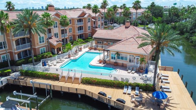 5000 CULBREATH KEY WAY 1-309, Tampa, FL 33611