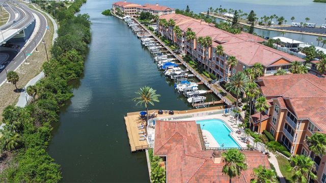 5000 CULBREATH KEY WAY 1-309, Tampa, FL 33611
