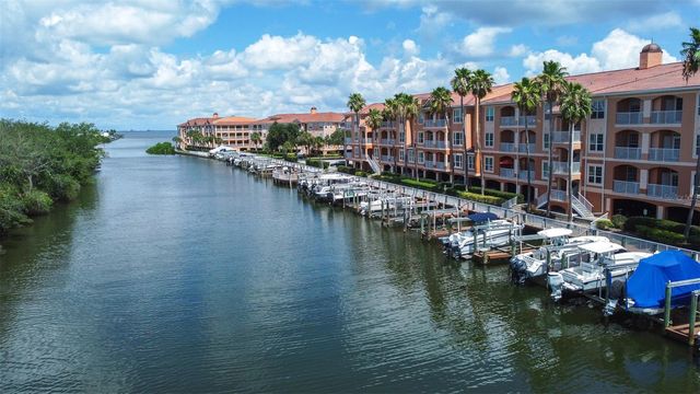 5000 CULBREATH KEY WAY 1-309, Tampa, FL 33611