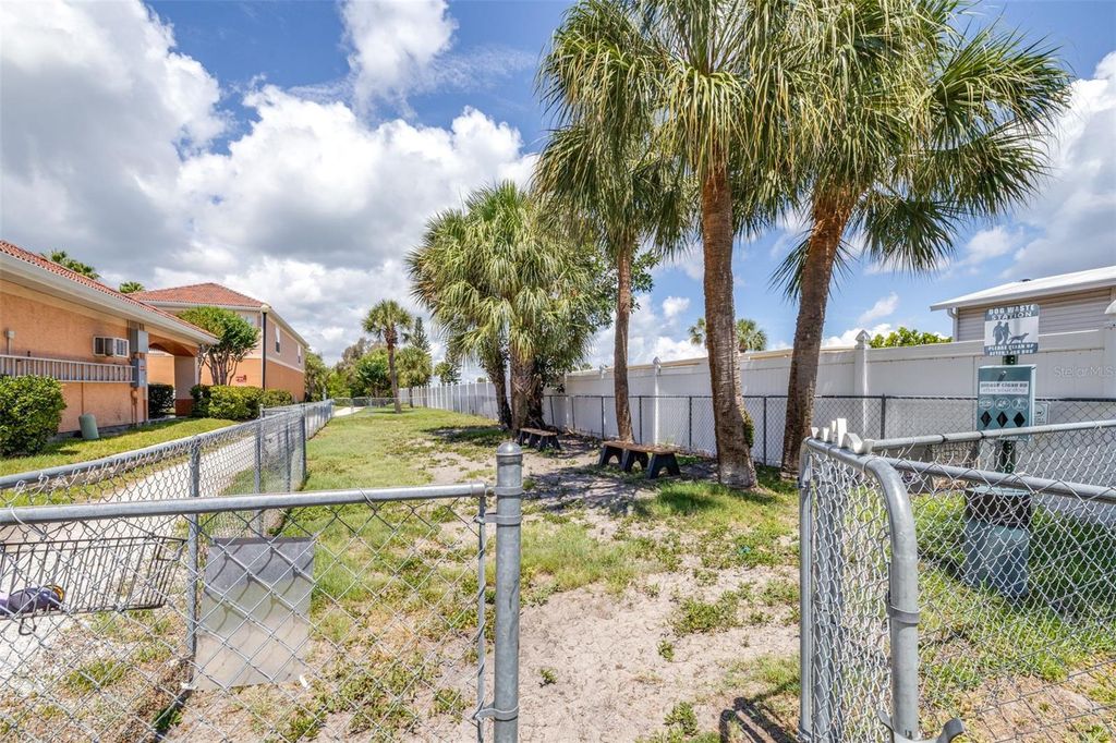 Image 33 of property listing at 5000 CULBREATH KEY WAY 1-309, Tampa, FL 33611