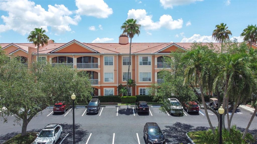 Image 44 of property listing at 5000 CULBREATH KEY WAY 1-309, Tampa, FL 33611