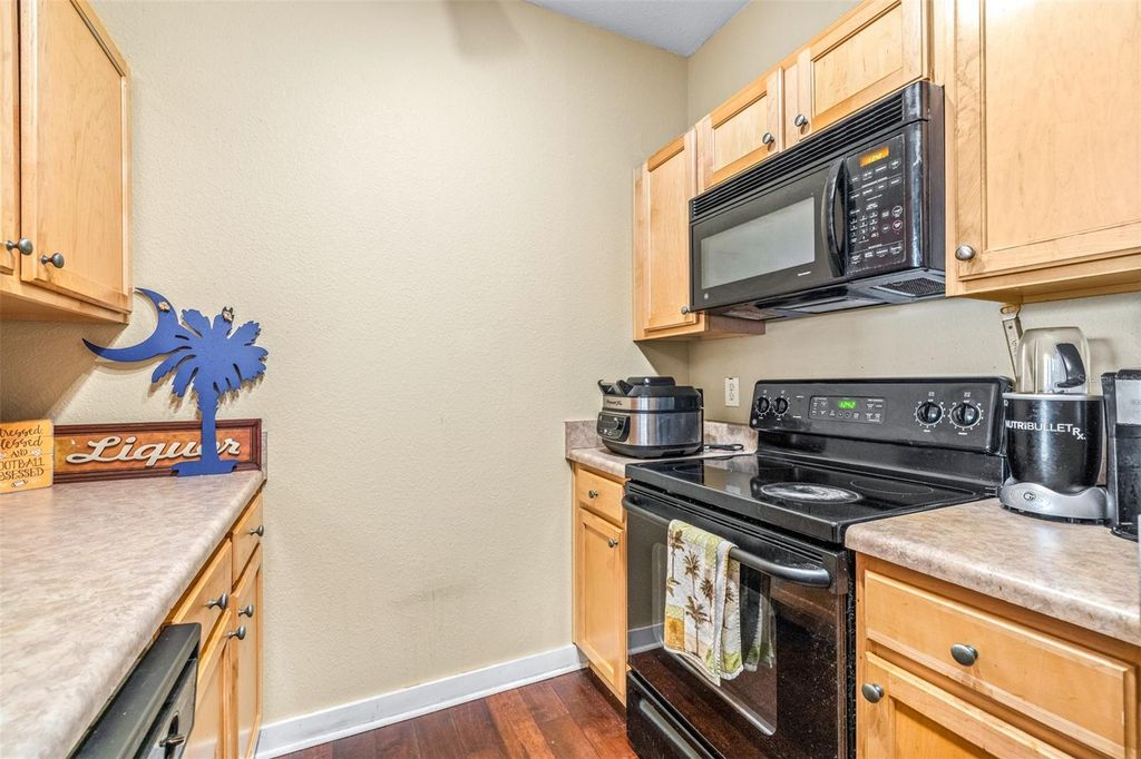 Image 7 of property listing at 5000 CULBREATH KEY WAY 1-309, Tampa, FL 33611