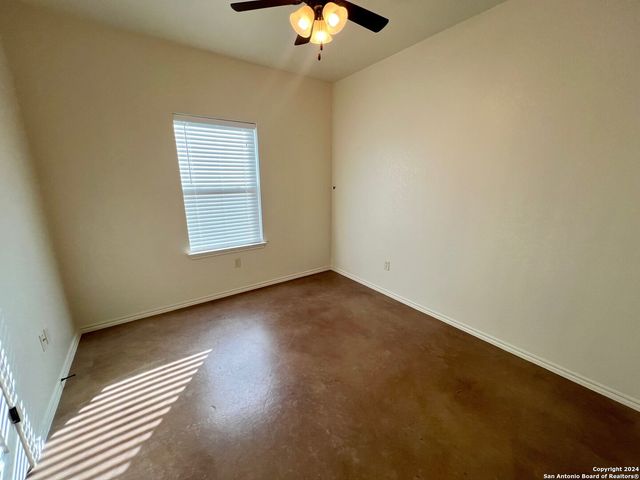 174 Joanne Cv, New Braunfels, TX 72887