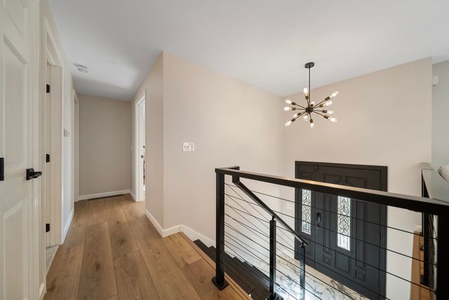 27 Hyacinth Drive, Nashua, NH 03062