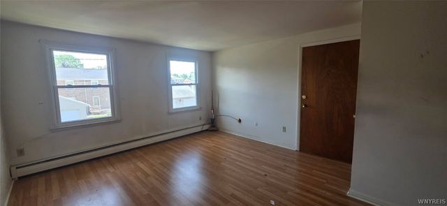 10 Wayne 21, Amherst, NY 14225