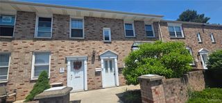 10 Wayne 21, Amherst, NY 14225