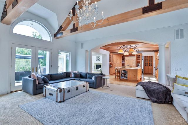 6220 Hawk Ridge Lane, Indian Hill, OH 45243