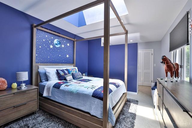 6220 Hawk Ridge Lane, Indian Hill, OH 45243