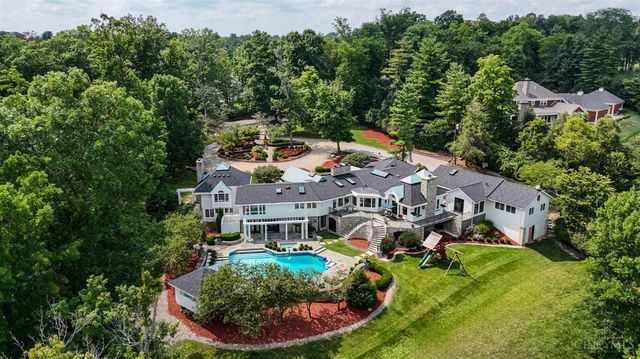 6220 Hawk Ridge Lane, Indian Hill, OH 45243