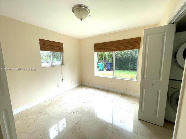 10672 SW 77th Ave 10672, Pinecrest, FL 33156