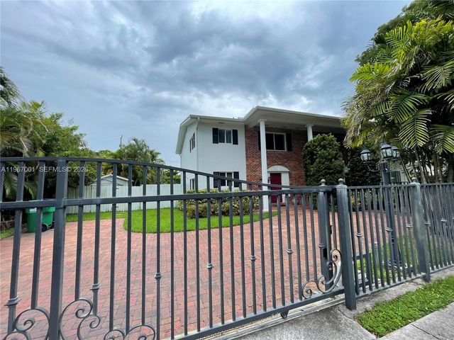 10672 SW 77th Ave 10672, Pinecrest, FL 33156